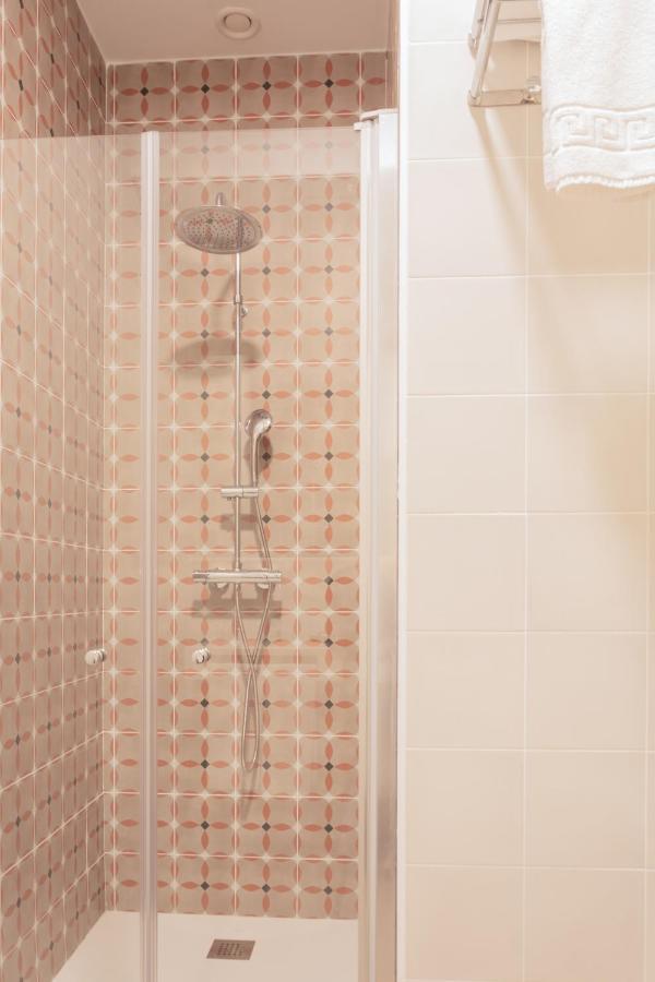Budget Double Room,979203943:JPEG